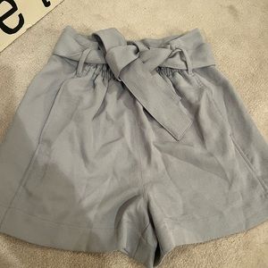 Wilfred paper bag shorts